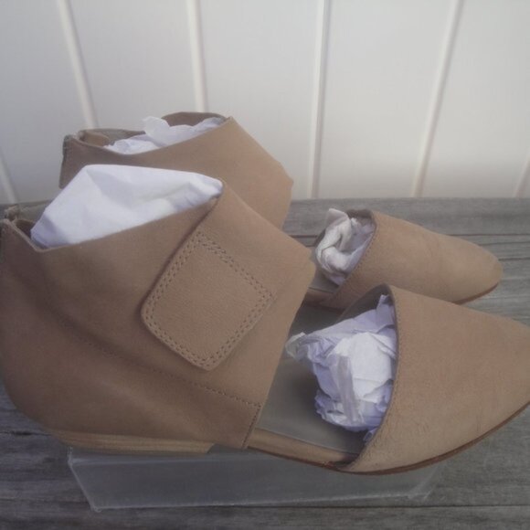 Eileen Fisher Cutout Wedge Velcro Strap Sandals Stone zip back leather 8 - Picture 2 of 7